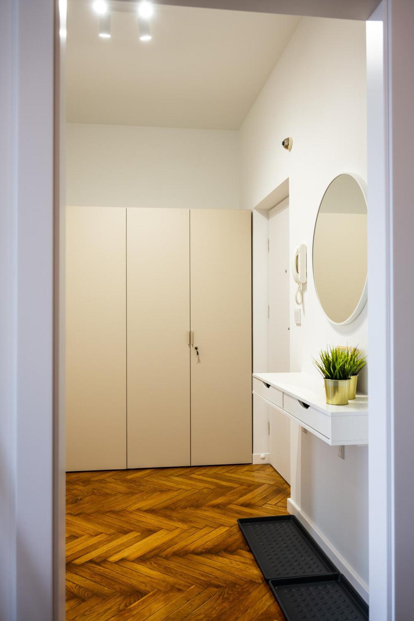 Sunny Corner Apartment Krakow Luaran gambar